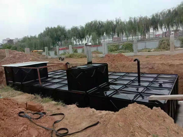 西安BDF地埋水箱的使用壽命是多久？